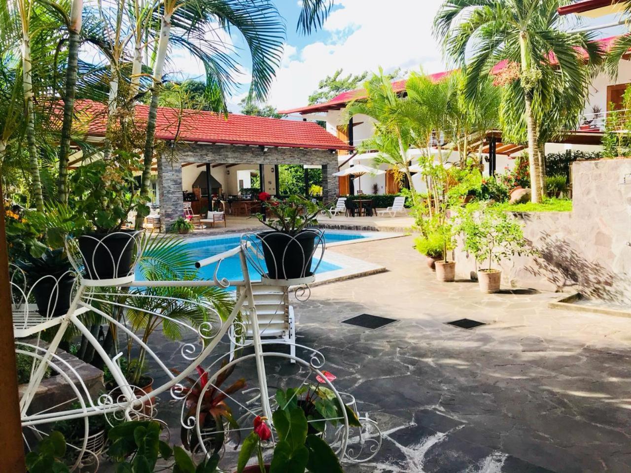 Colina De Montalva Hotel Tarapoto Exterior photo